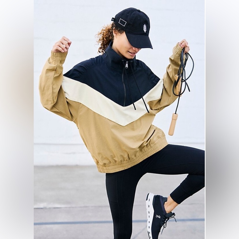 FREE PEOPLE MOVEMENT - Walk The Line Colorblock Pullover
